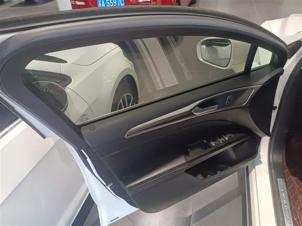 Ford Mondeo Ford Mondeo