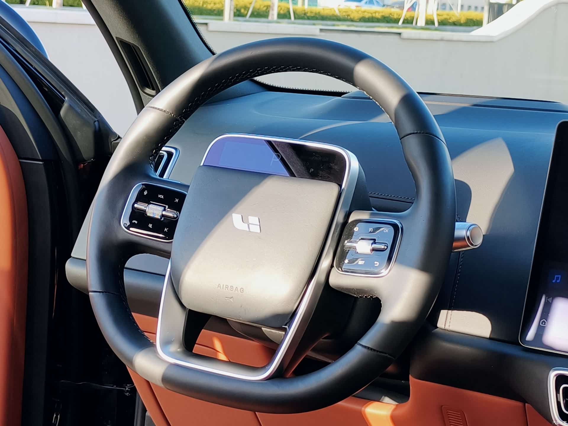 Li Auto L9, 2023 12