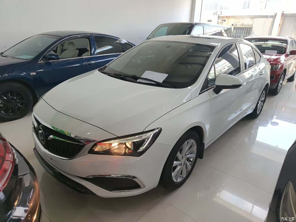 Buick Verano, 2018 1
