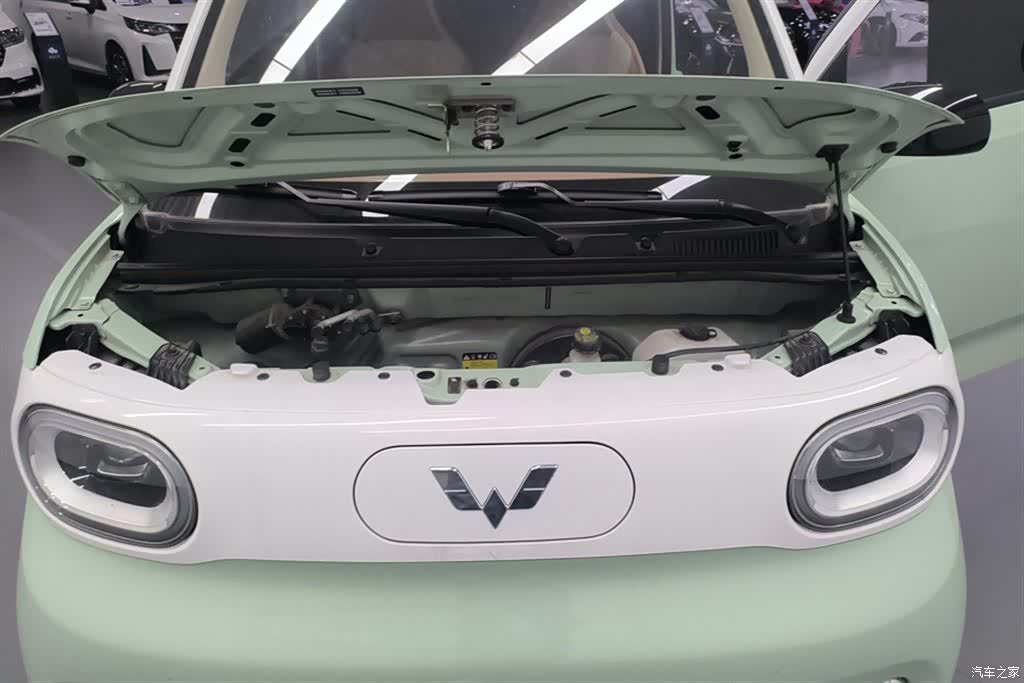 Wuling MINIEV, 2024 10