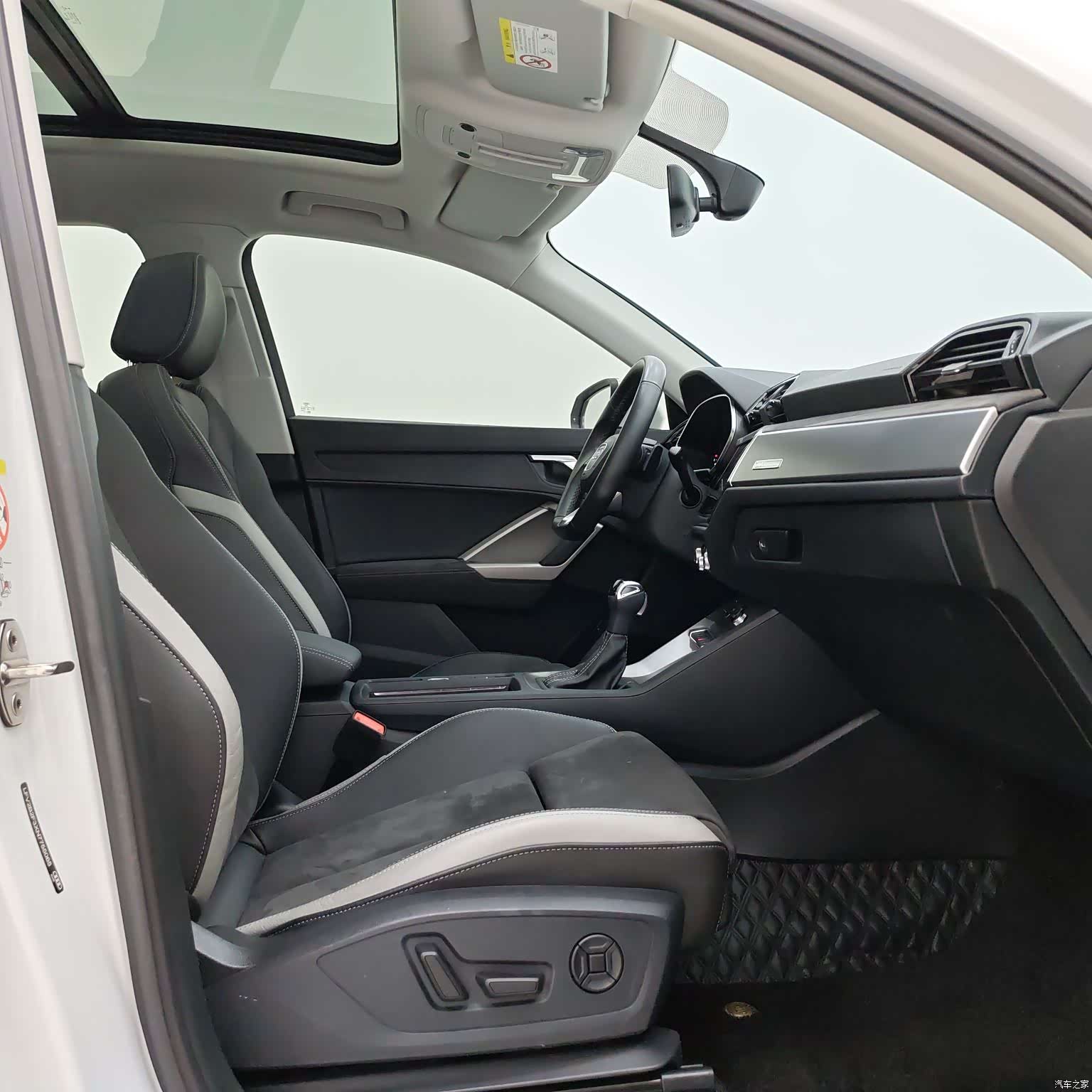 Audi Q3, 2022 9