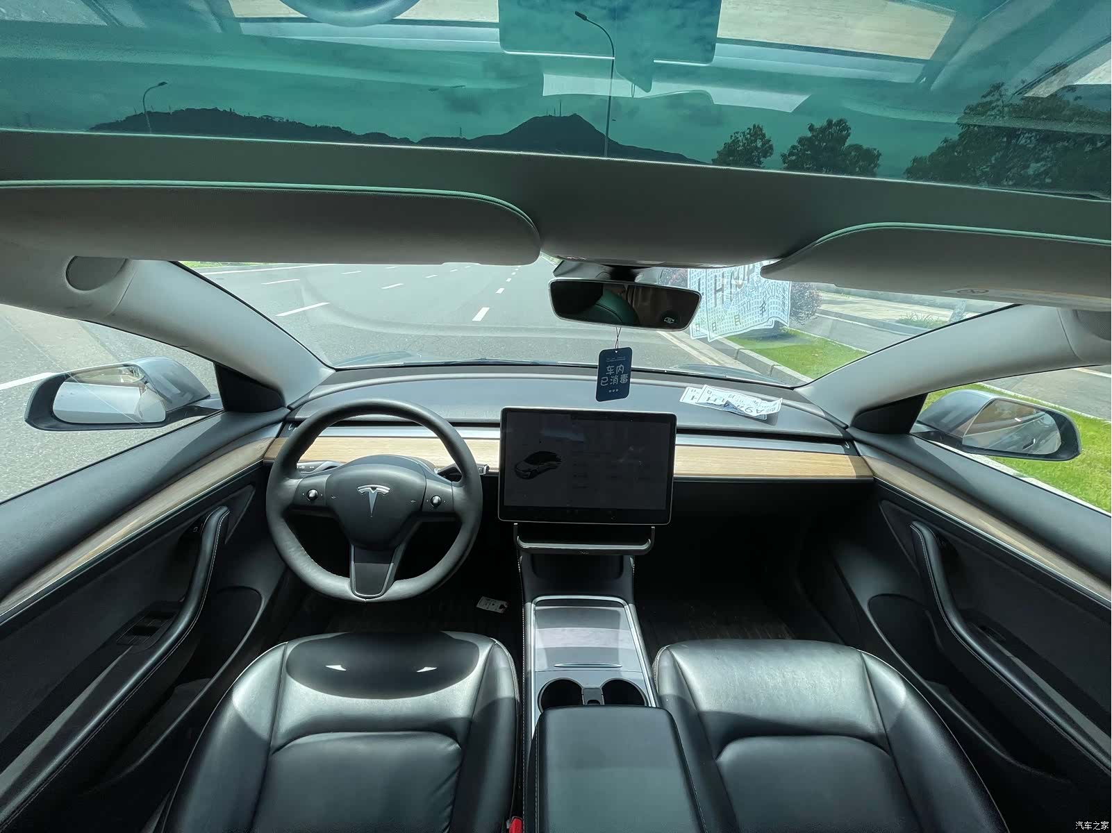 Tesla Model 3, 2021 9