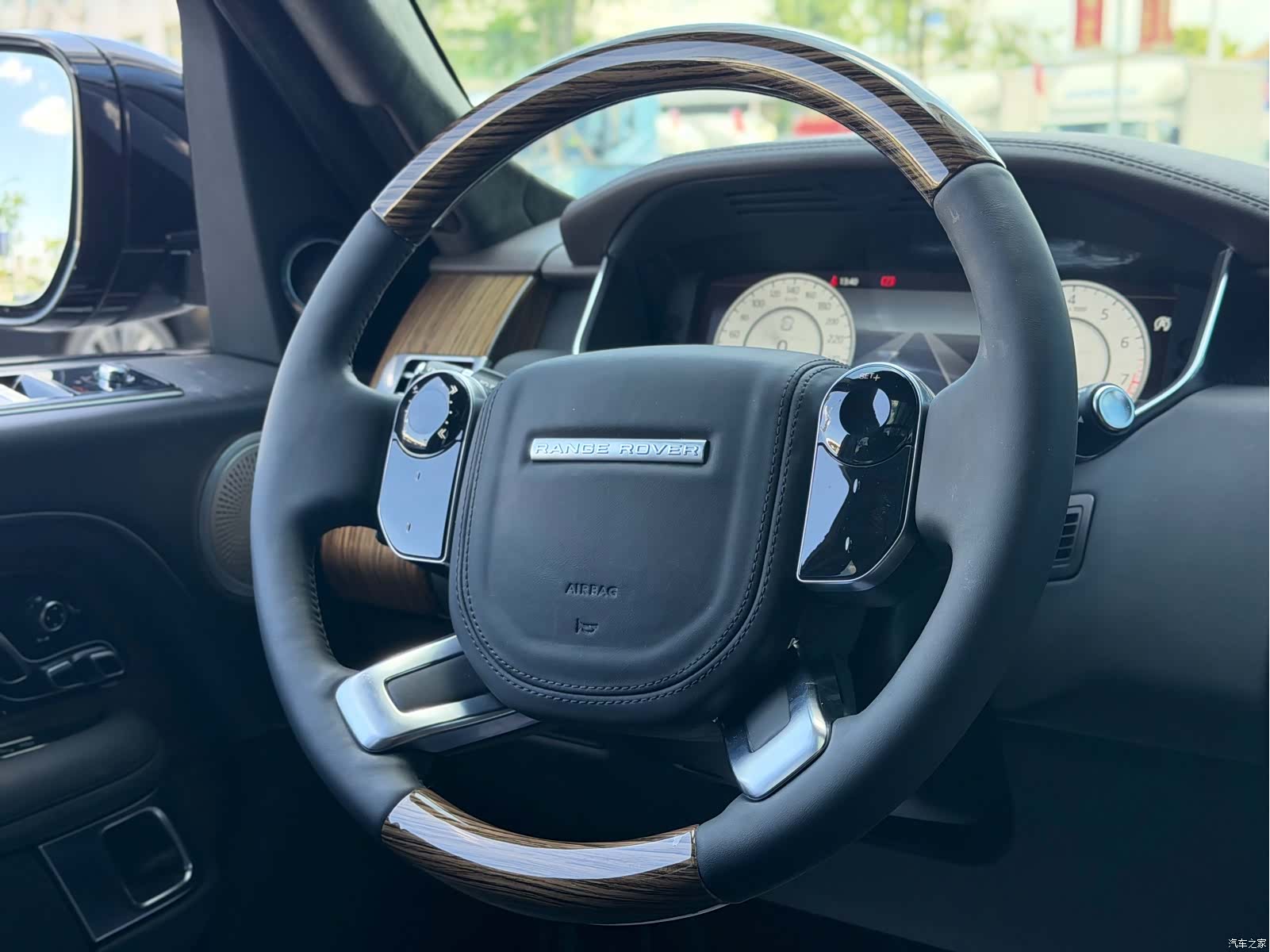 Land Rover Range Rover, 2019 14