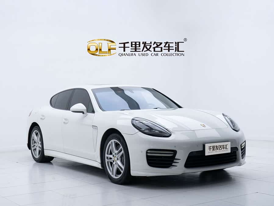 Porsche Panamera 2012, фото 3