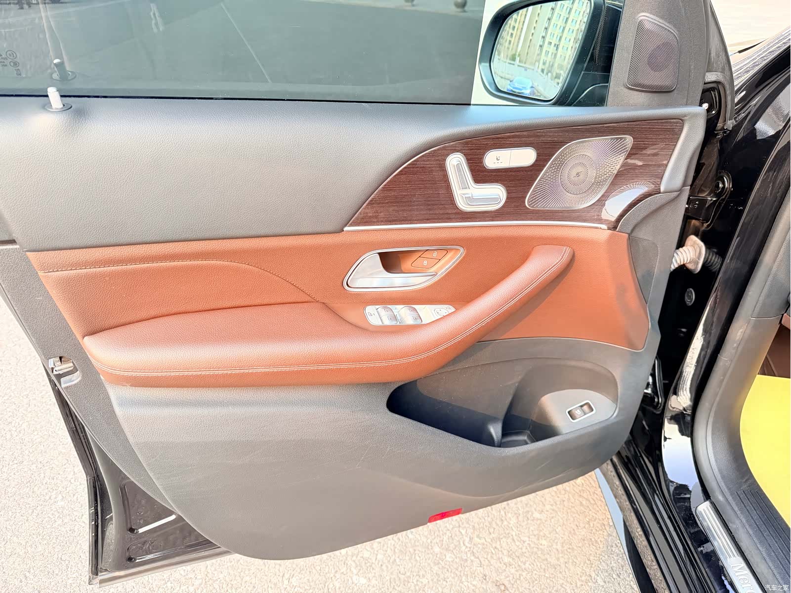Mercedes-Benz GLE, 2023 все фото