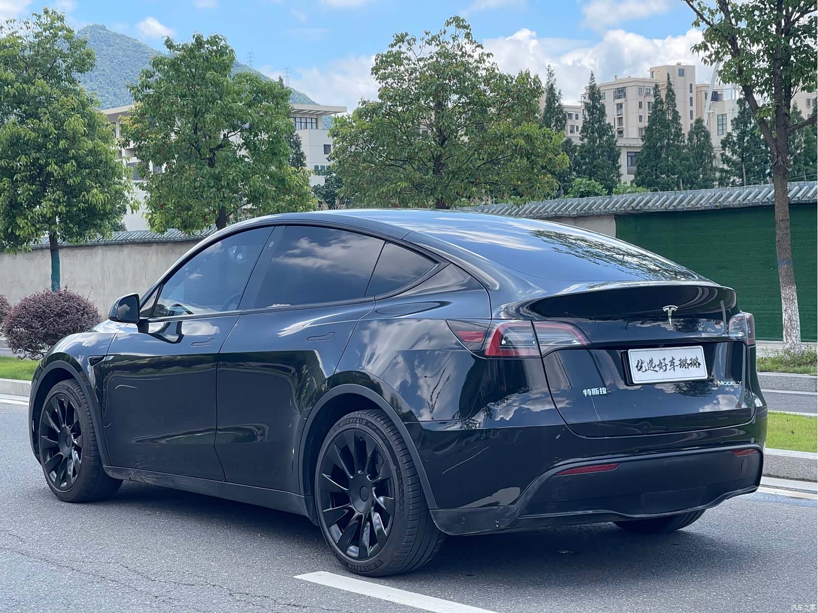 Tesla Model Y, 2021 13