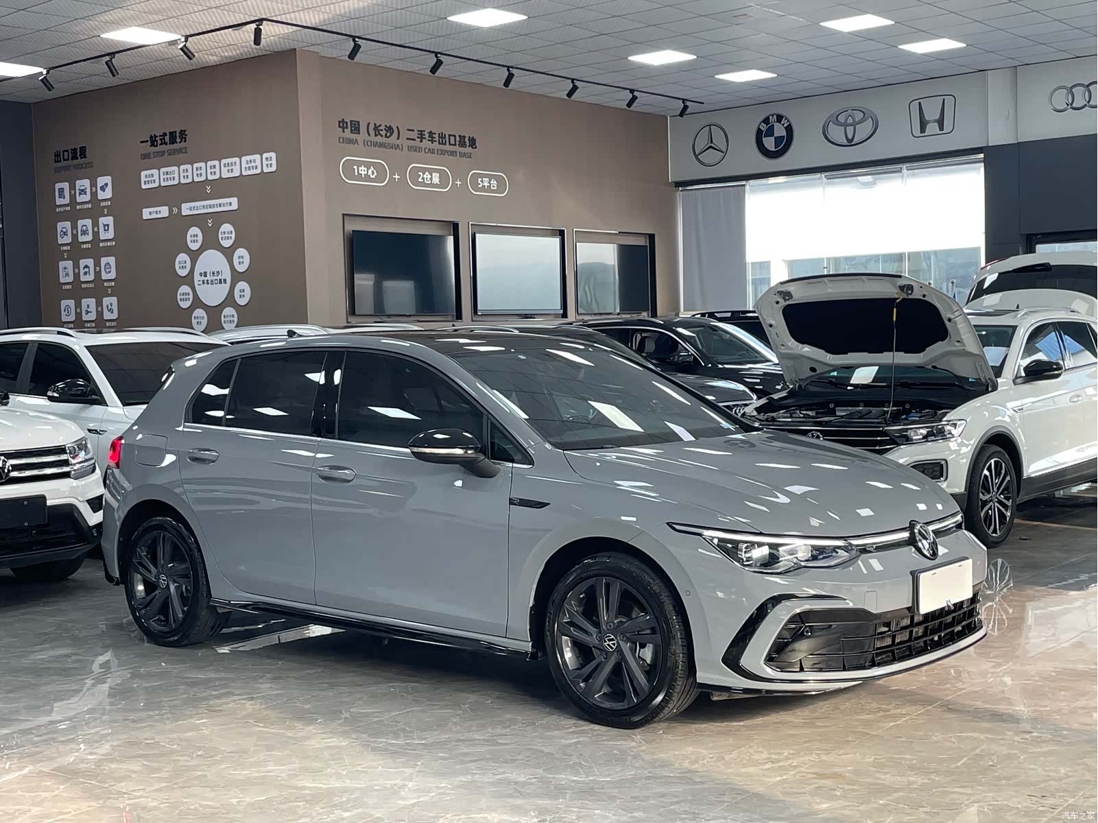 Volkswagen Golf, 2022 3