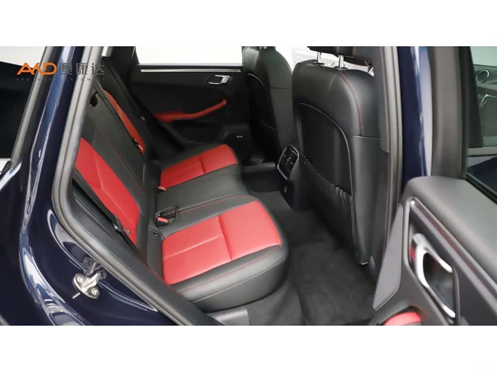 Porsche Macan, 2022 8