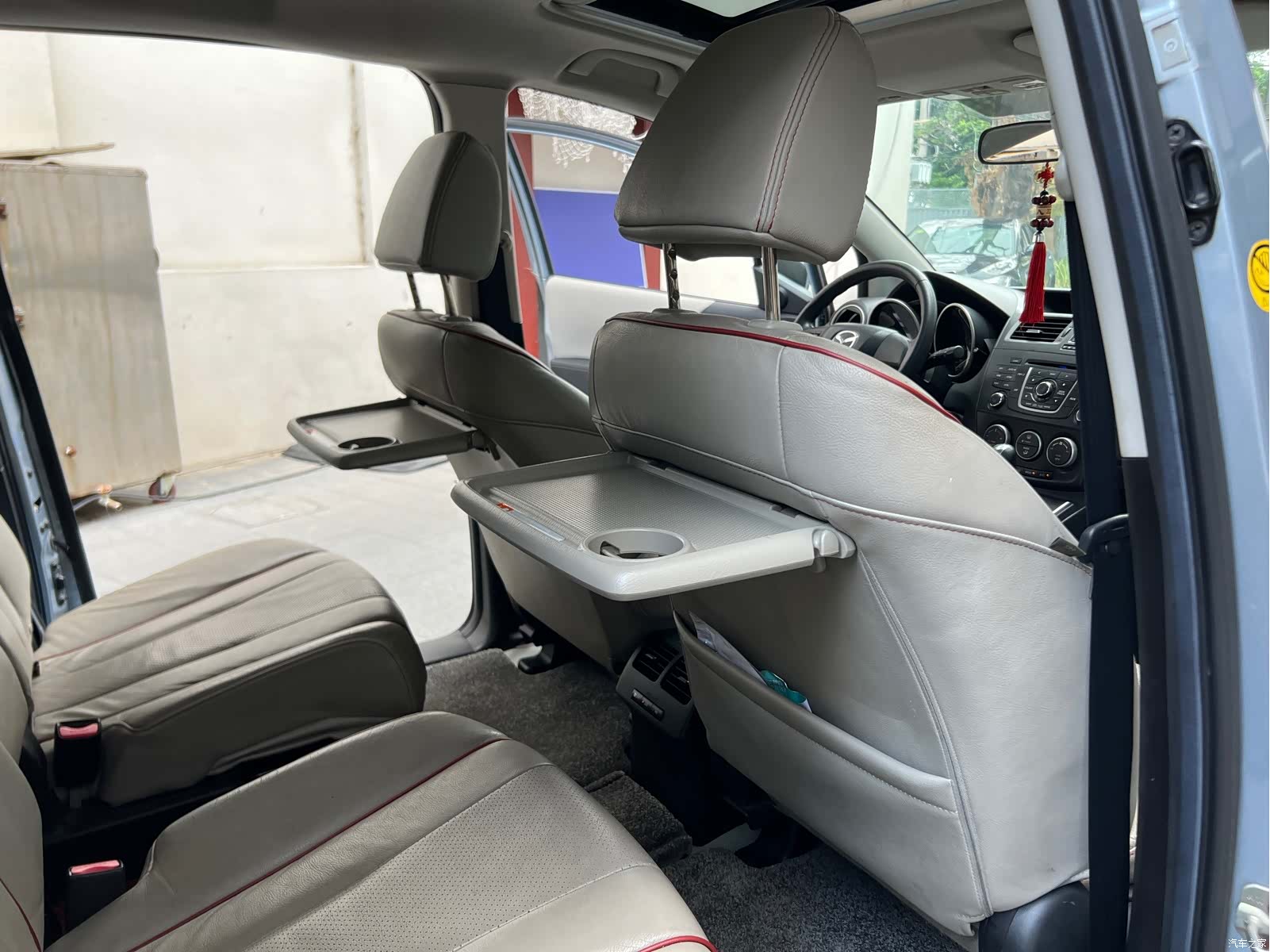 Mazda 5, 2011 15