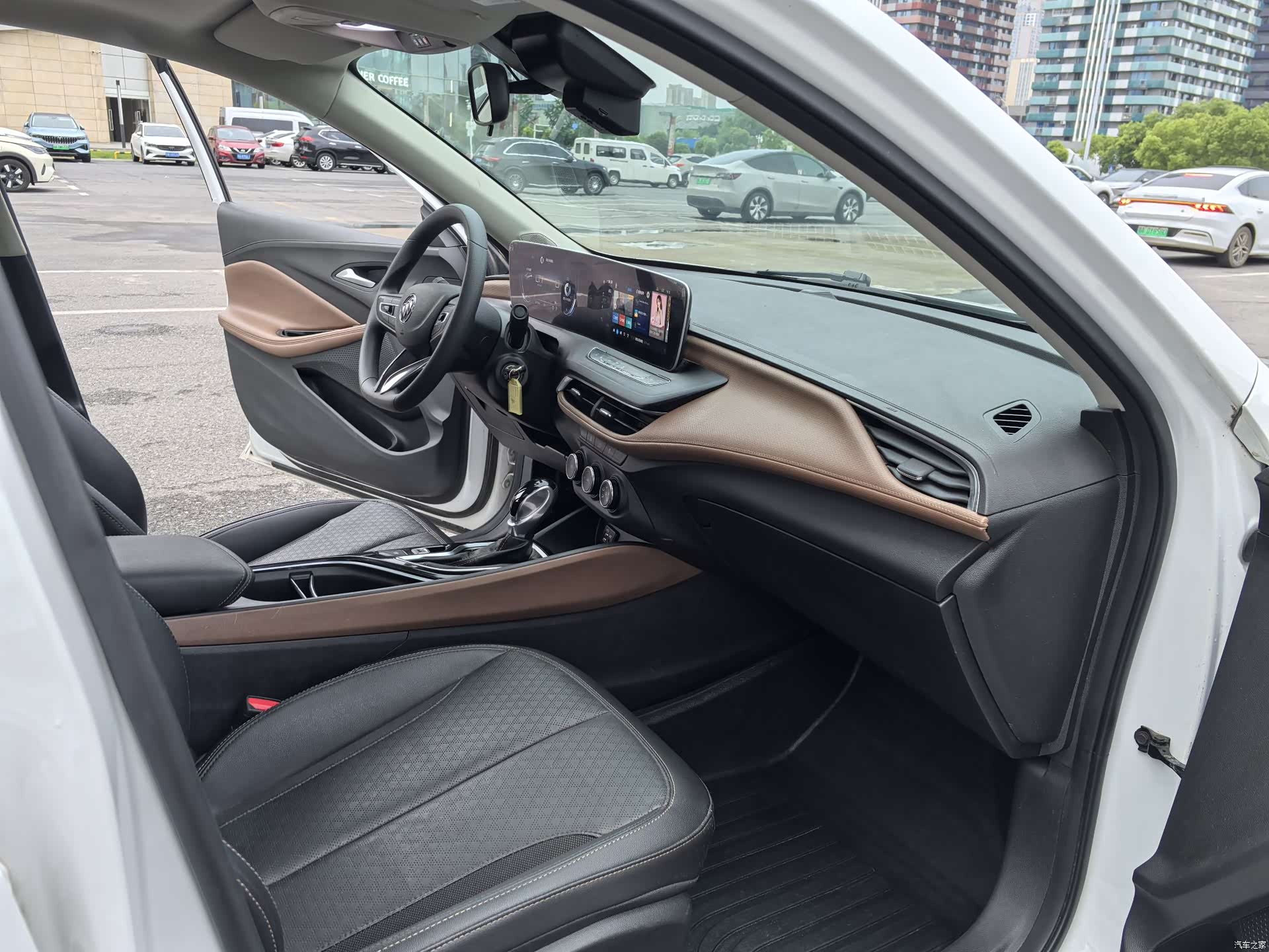Buick Verano, 2023 13