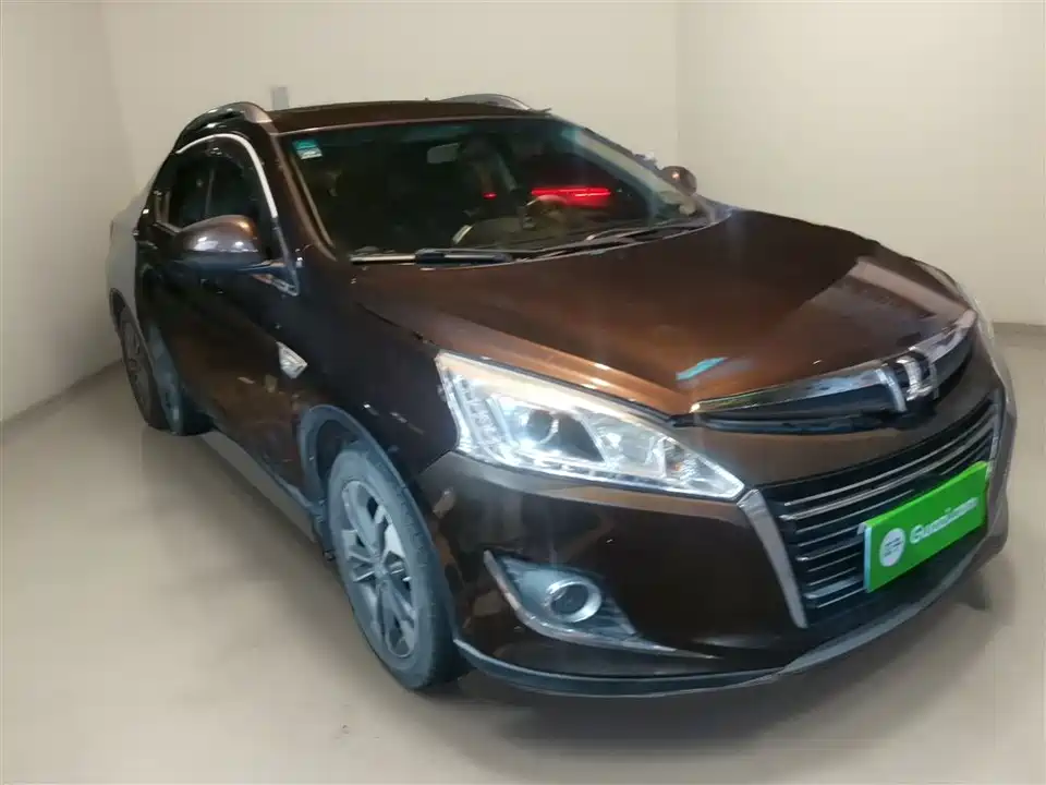 Luxgen Excellent 6 SUV