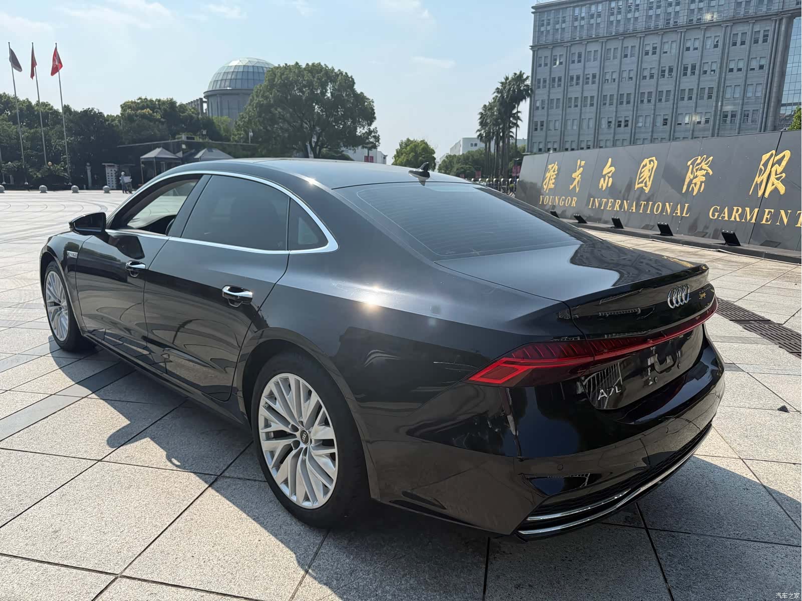 Audi A7L, 2024 16