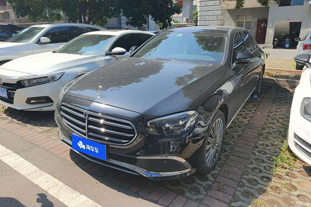 Mercedes-Benz E-Class, 2023 1