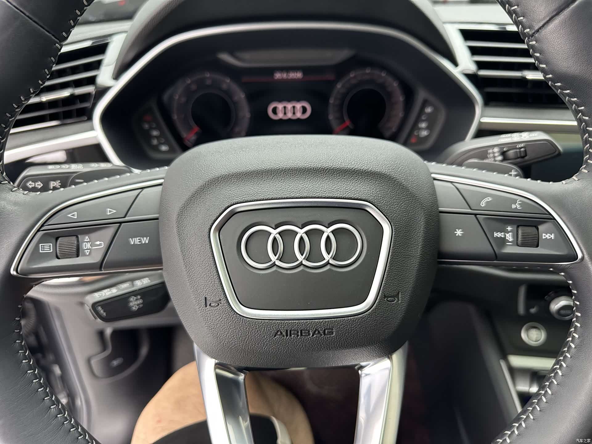 Audi Q3, 2022 14