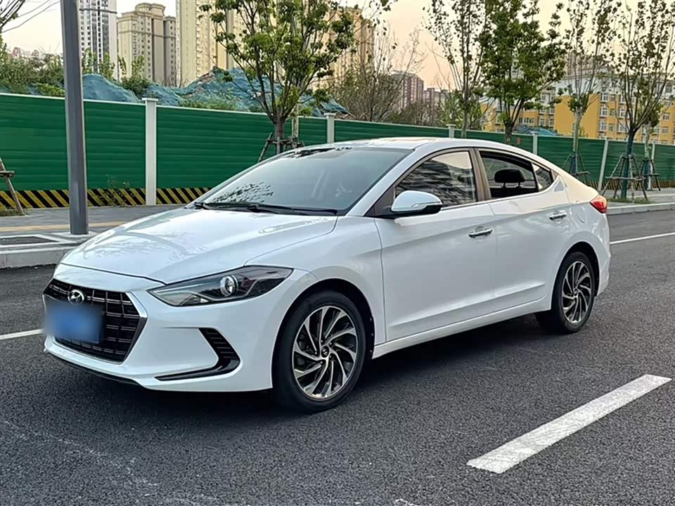 Hyundai Lead