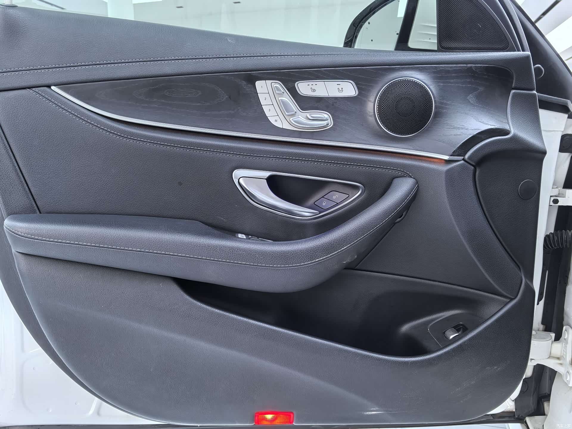 Mercedes-Benz E-Class, 2018 9