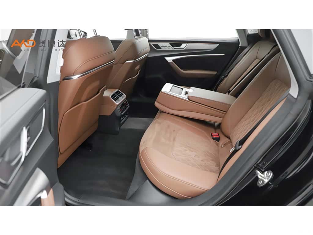Audi A7L, 2025 7