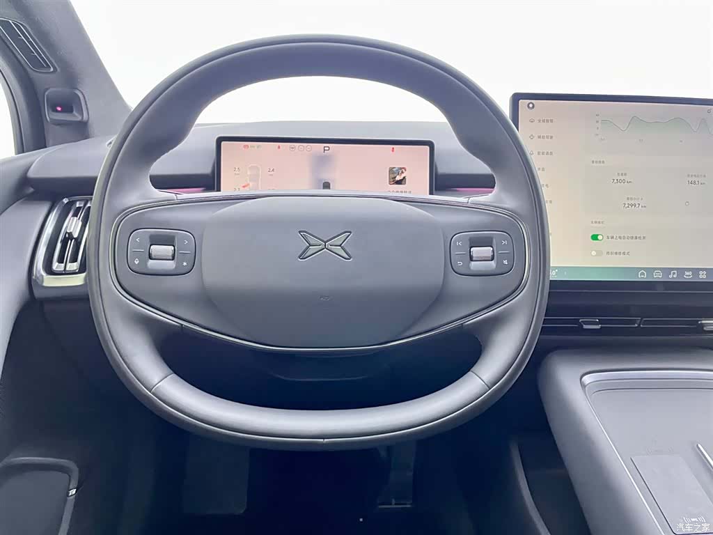 Xpeng P7, 2025 22