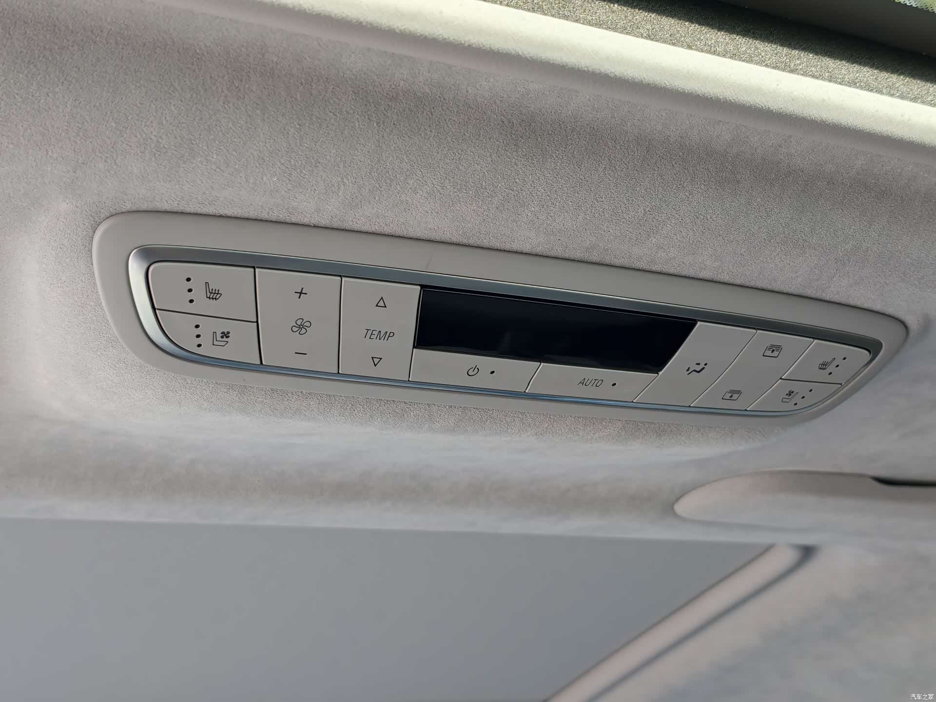 Buick GL8, 2023 8
