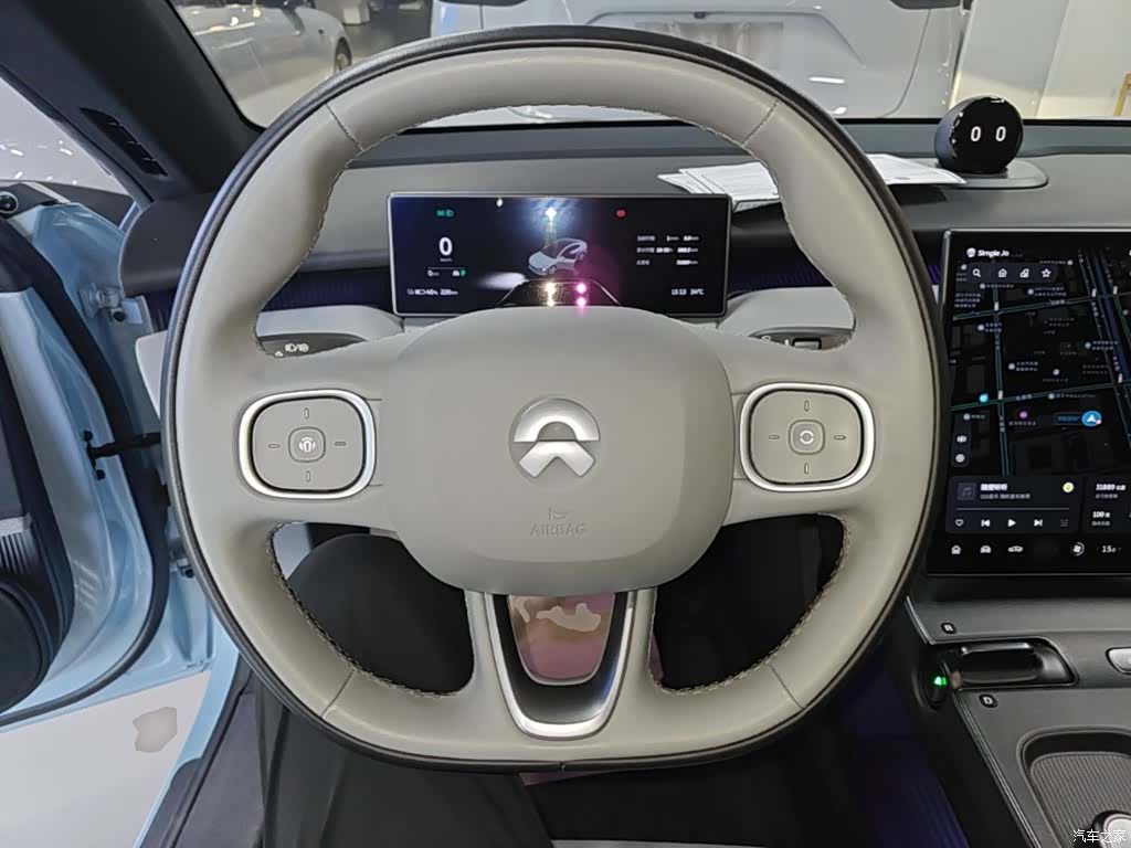 NIO ET5, 2023 11