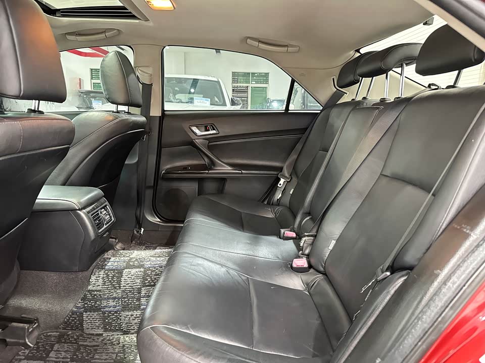 Toyota Reiz Toyota Reiz