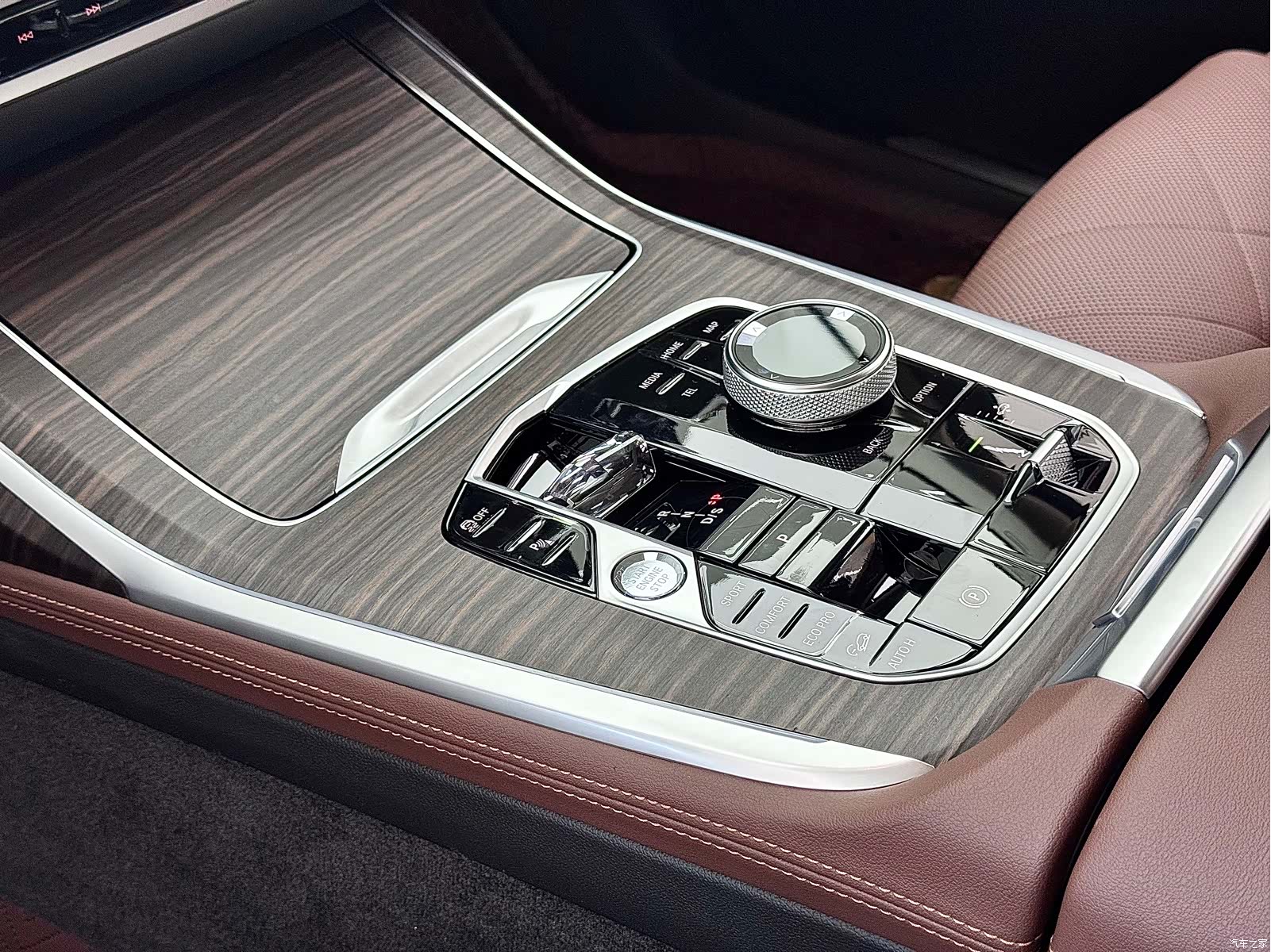 BMW X7, 2024 12