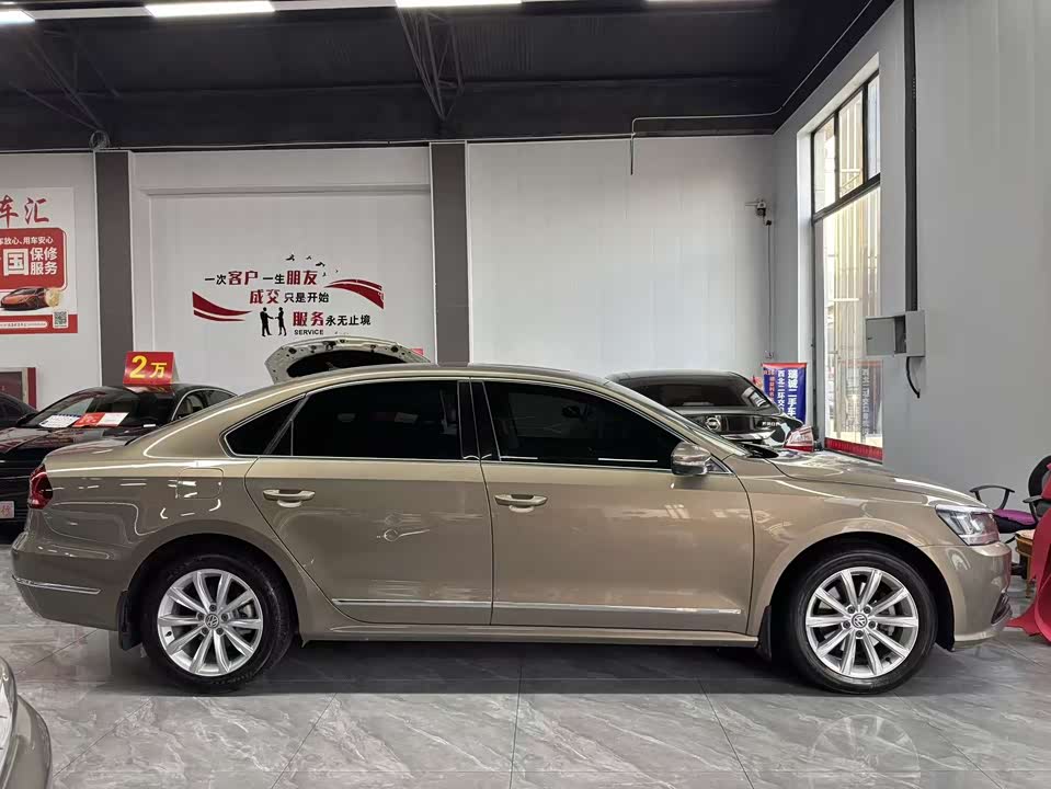 Volkswagen Passat