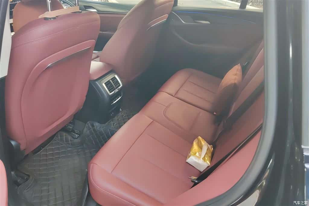 BMW X3, 2024 11