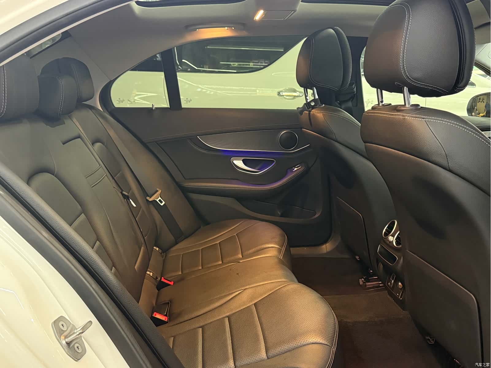 Mercedes-Benz C-Class, 2020 19