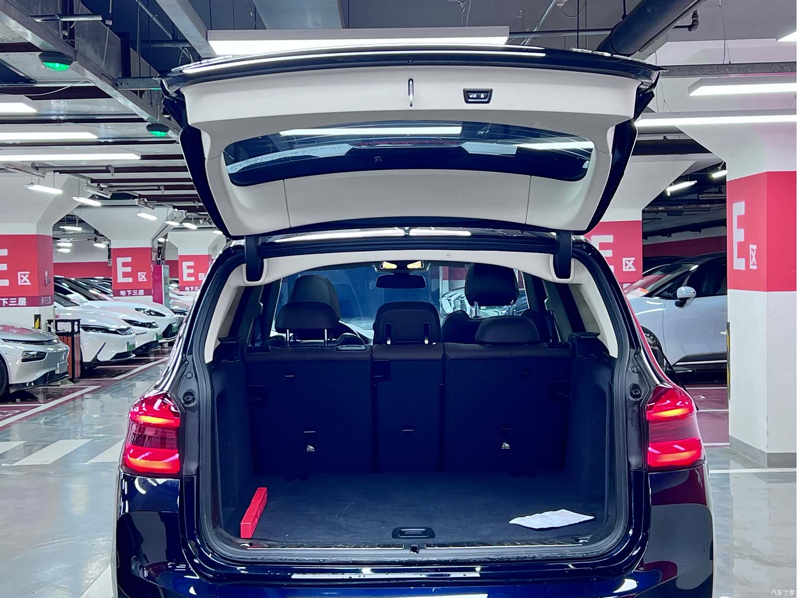 BMW iX3, 2021 7