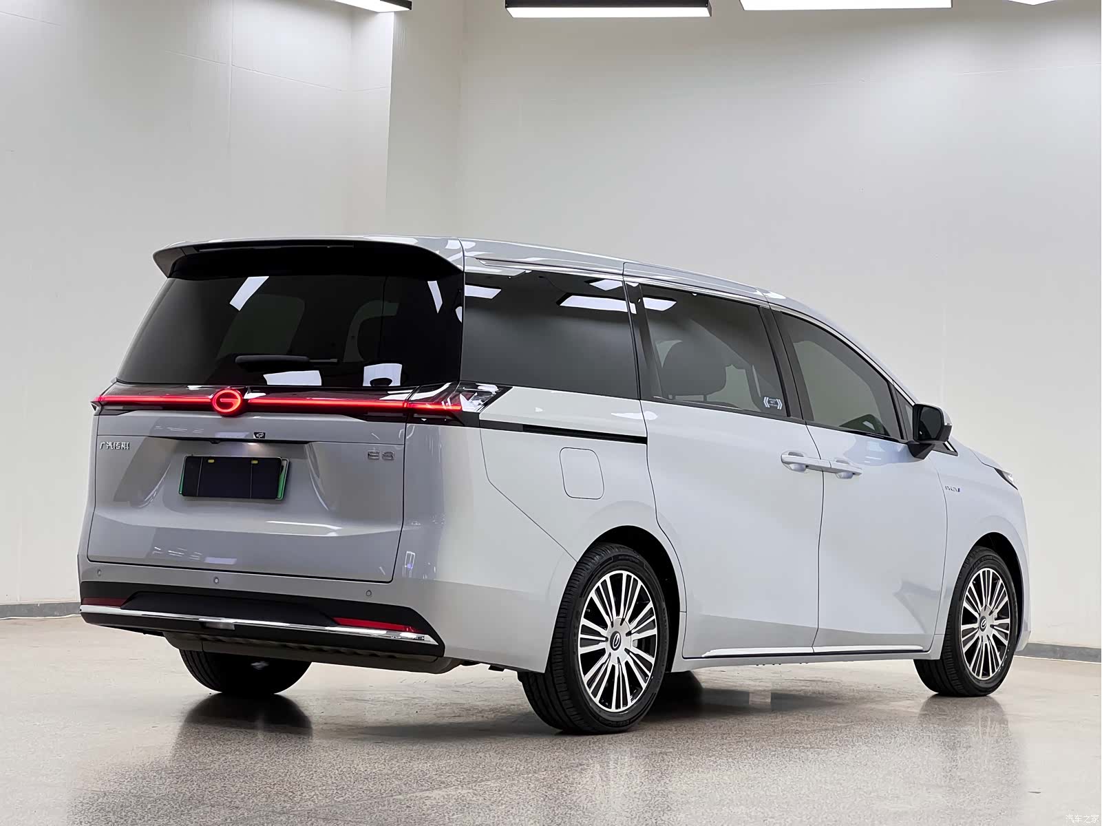 Trumpchi E8, 2024 7