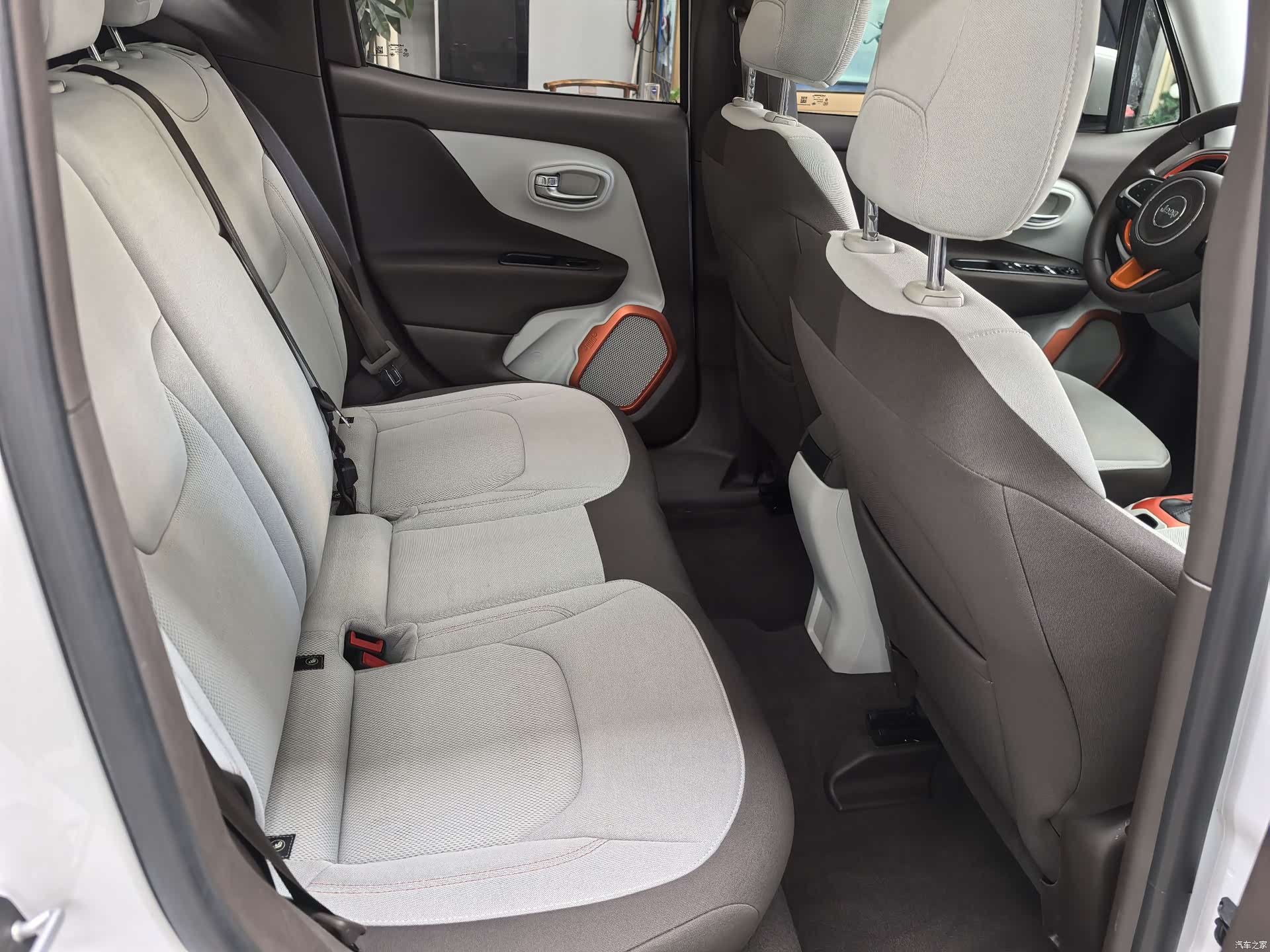 Jeep Renegade, 2017 16