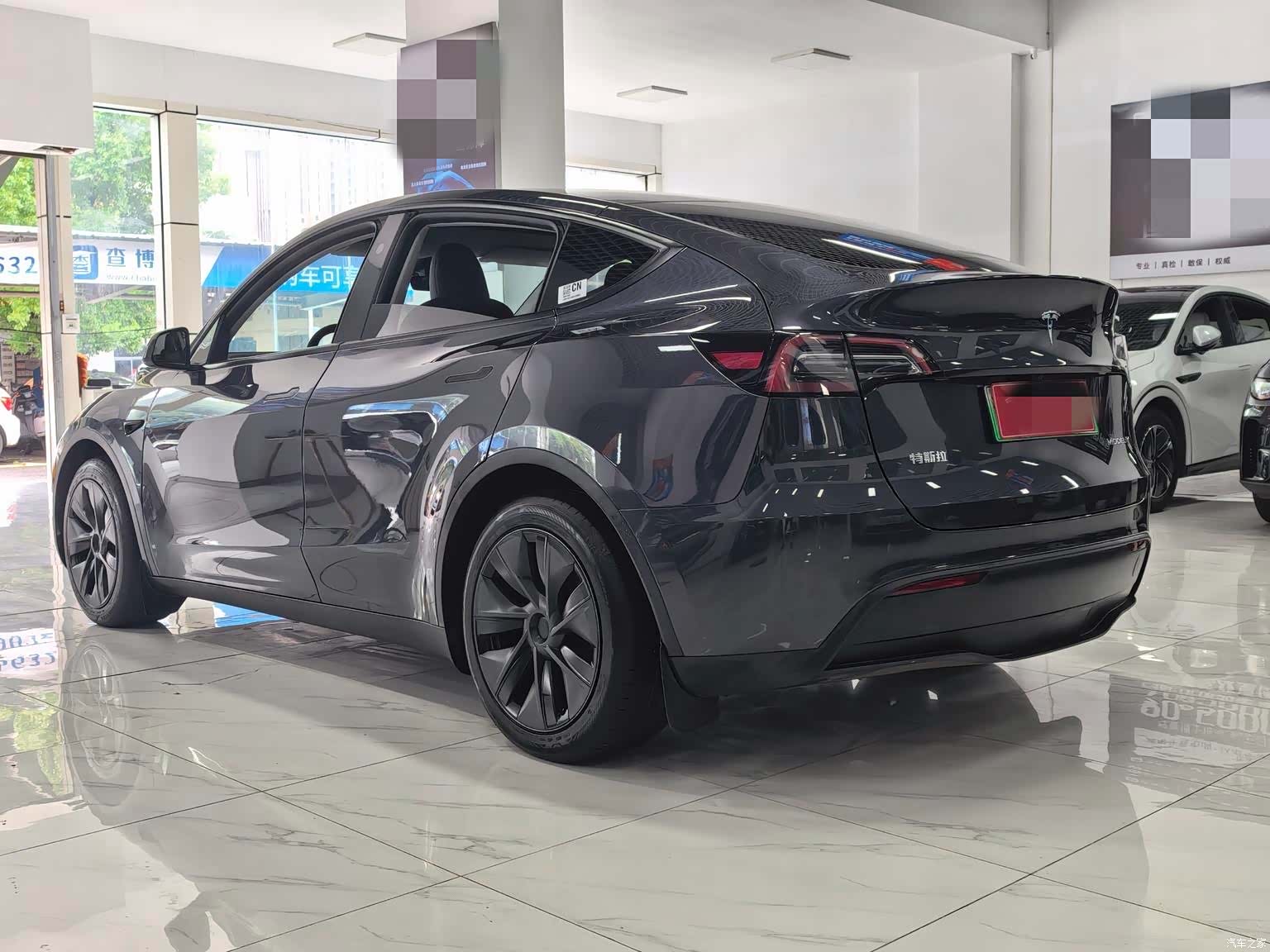 Tesla Model Y, 2024 11