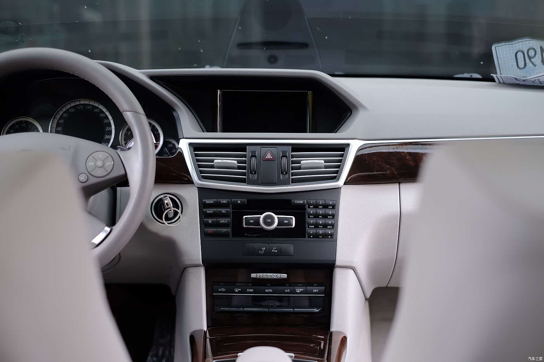 Mercedes-Benz E-Class, 2012 46
