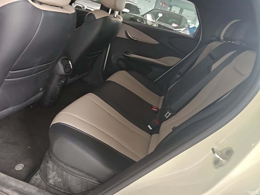 BYD Dolphin, 2025 17