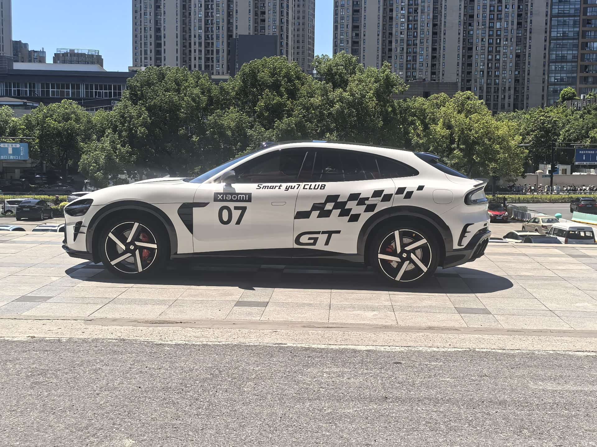 Xiaomi YU7, 2025 4