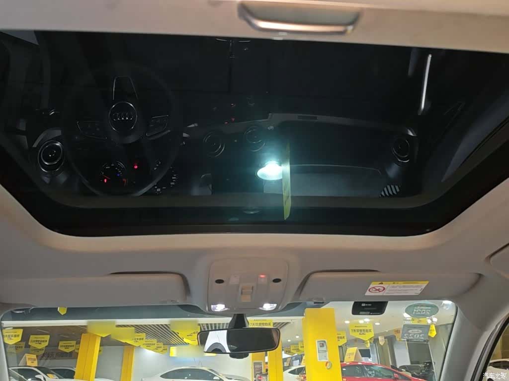 Audi Q2L, 2020 14