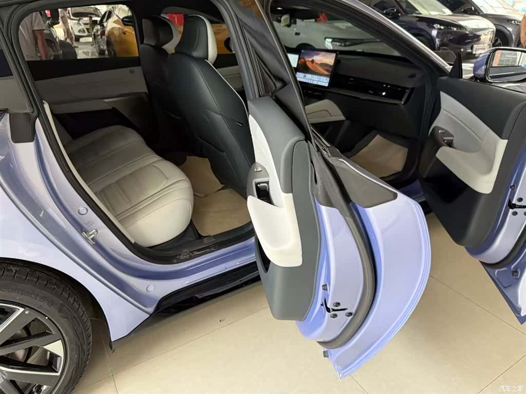 DongFeng eπ007, 2025 7