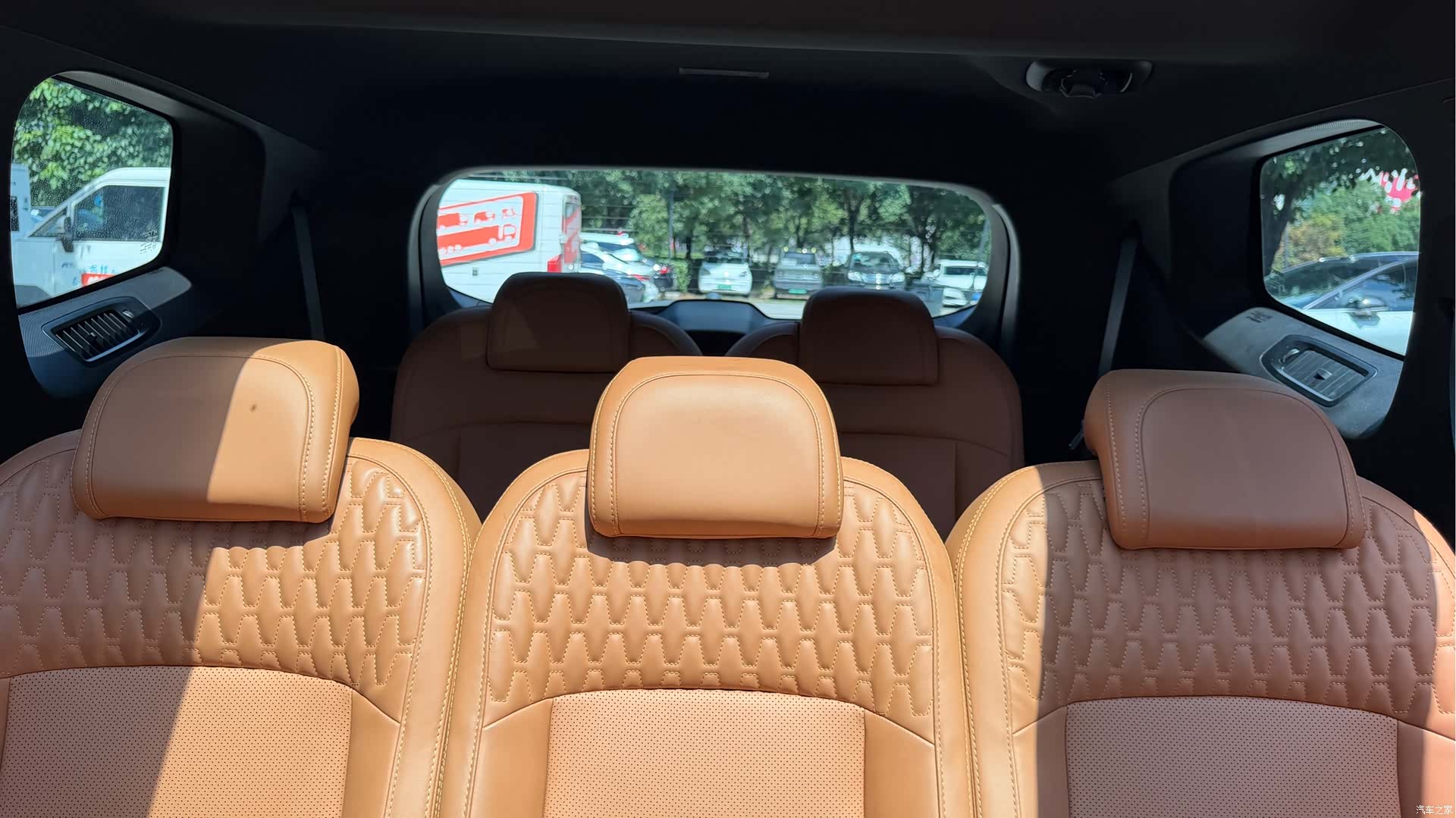 Geely Haoyue, 2024 19