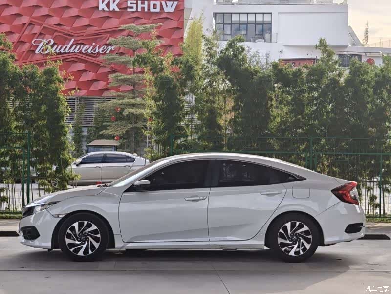Honda Civic, 2018 3