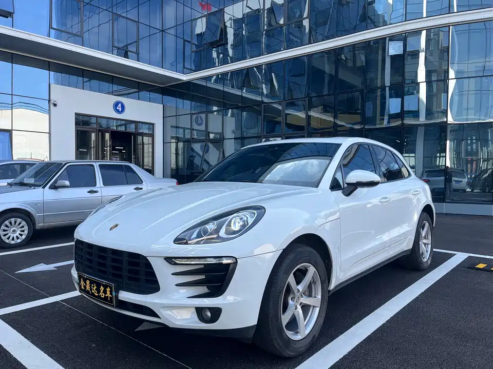 Porsche Macan