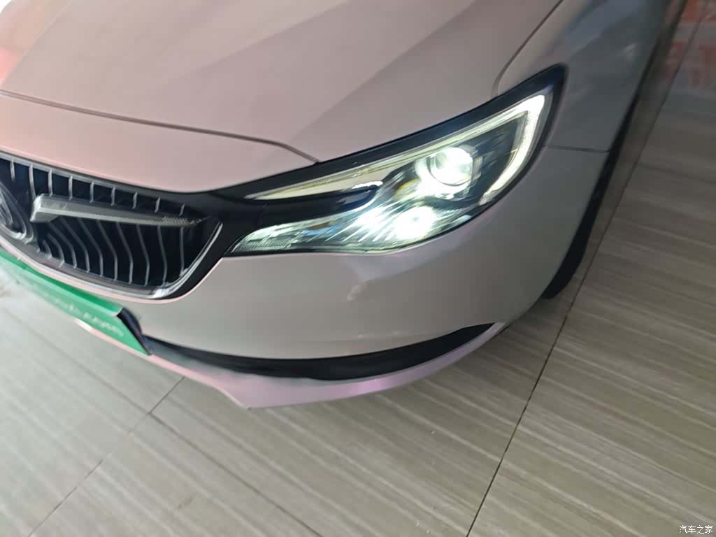 Buick V, 2018 24