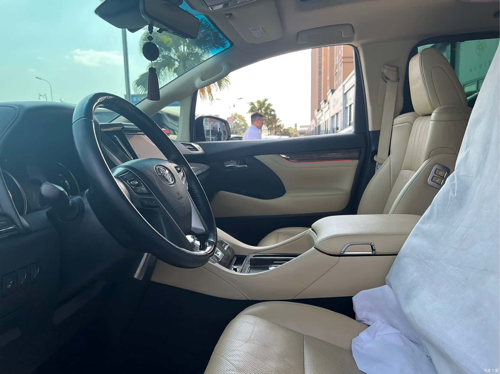 Toyota Alphard, 2020 6
