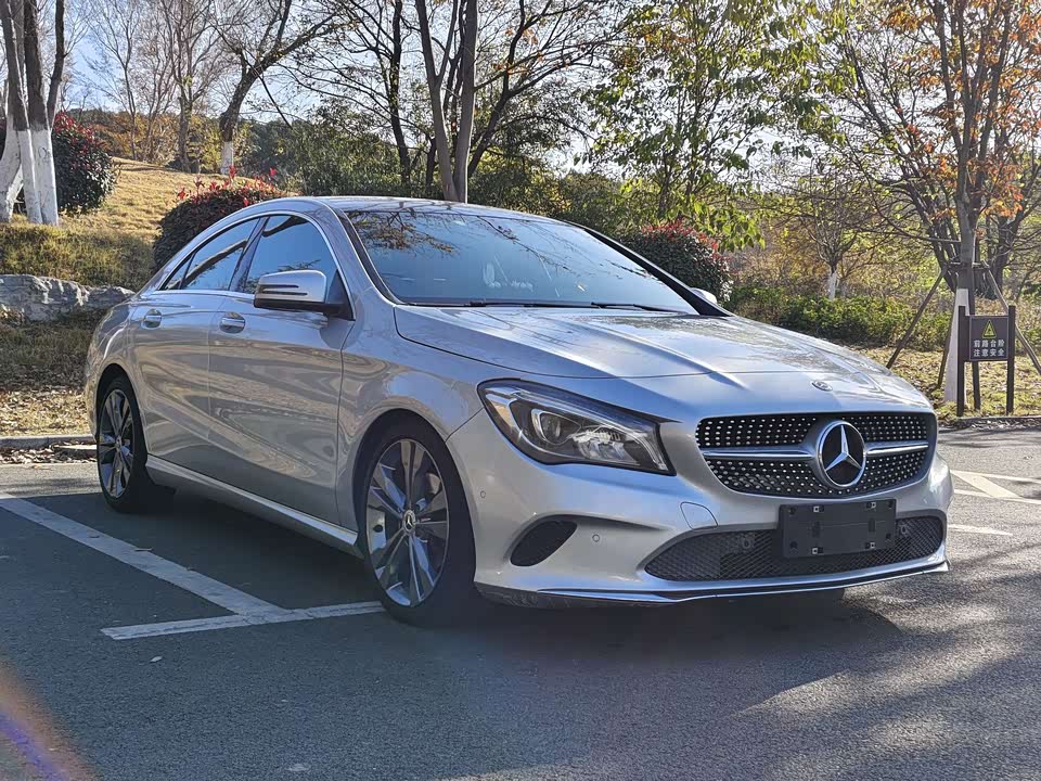 Mercedes-Benz CLA