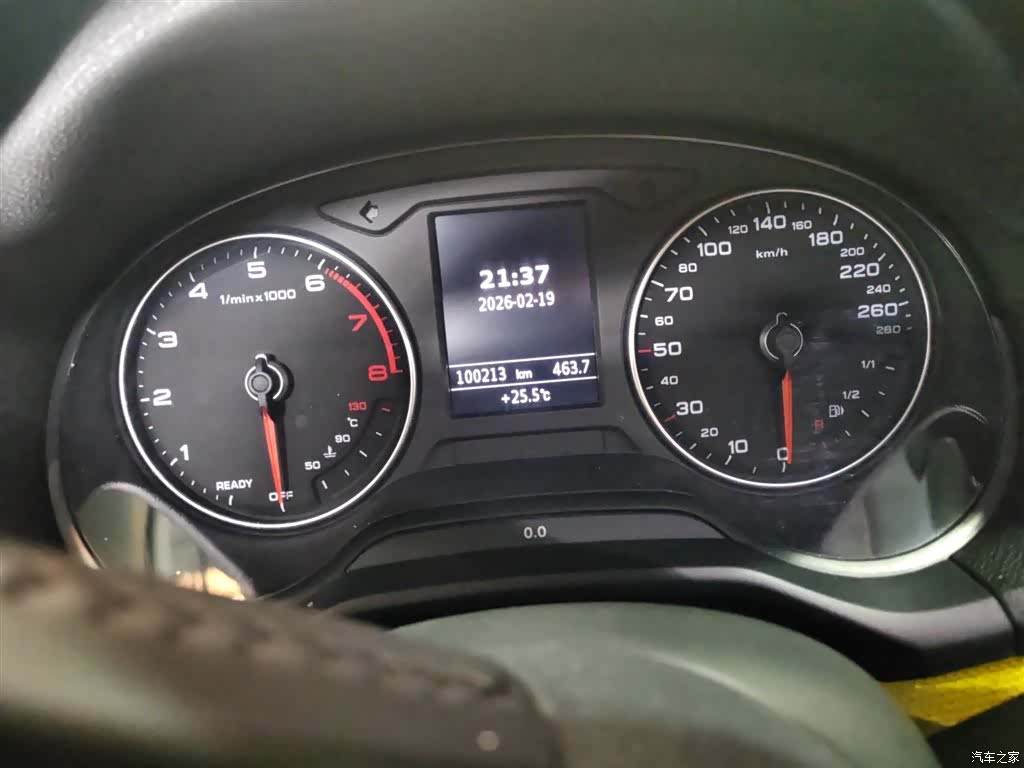 Audi Q2L, 2019 11