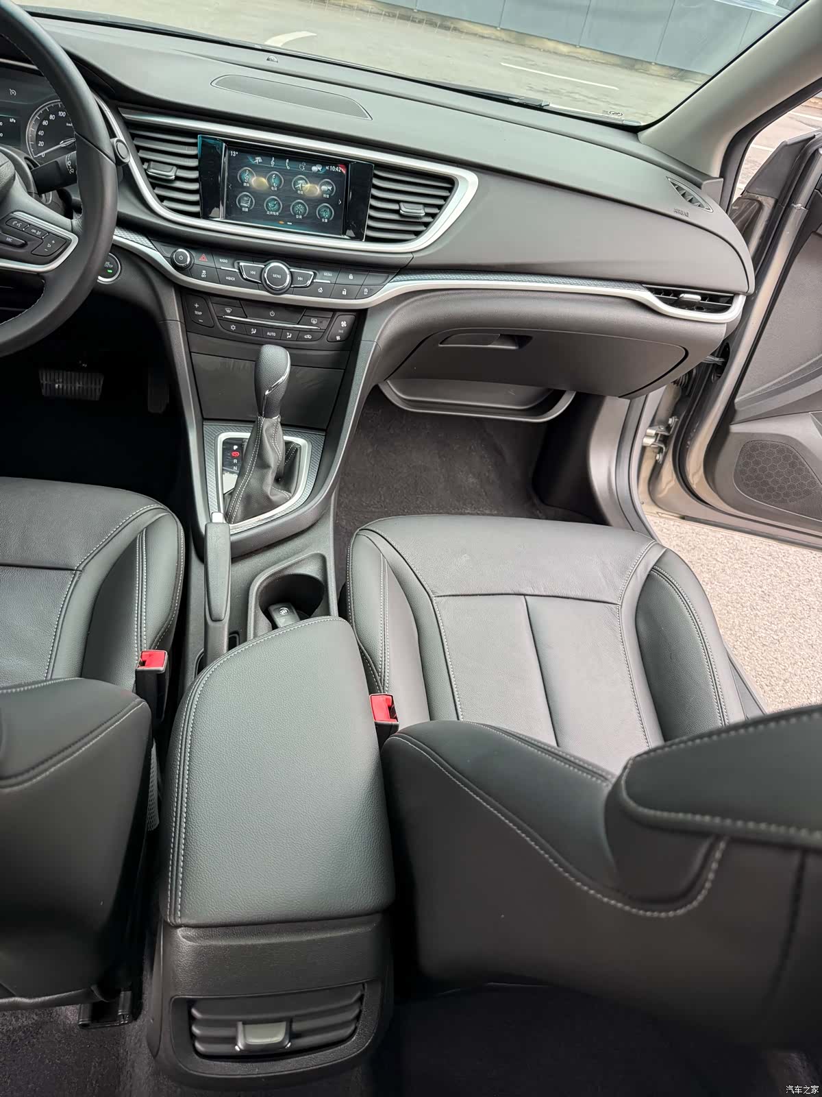 Buick V, 2019 13