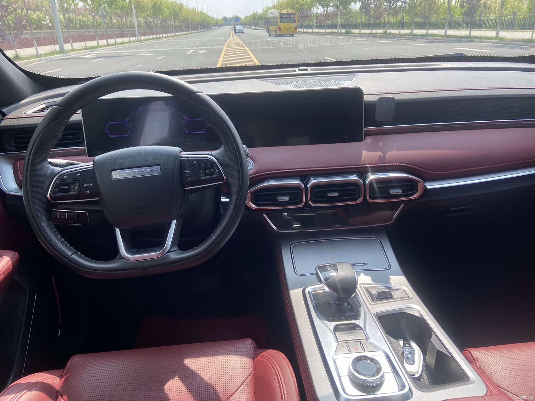 Jetour X70, 2022 6