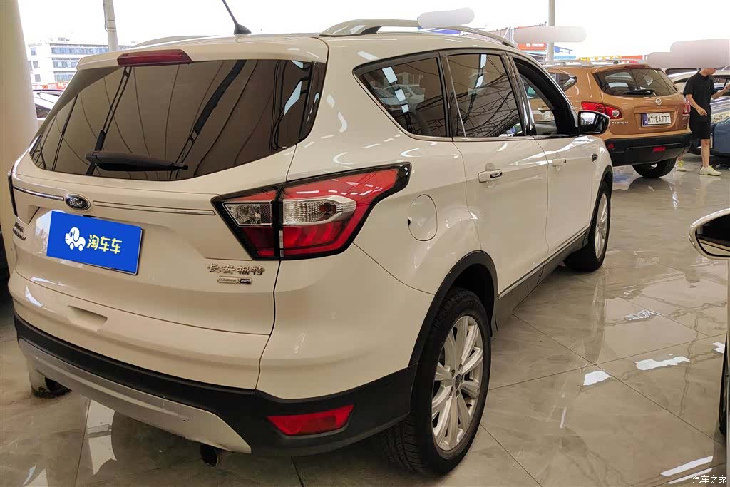 Ford Kuga, 2017 3