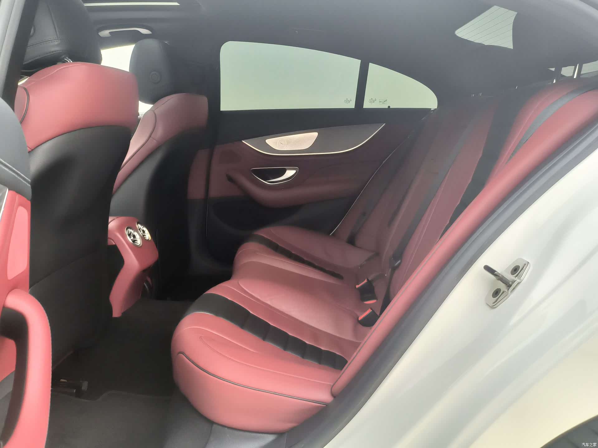 Mercedes-Benz CLS, 2021 все фото