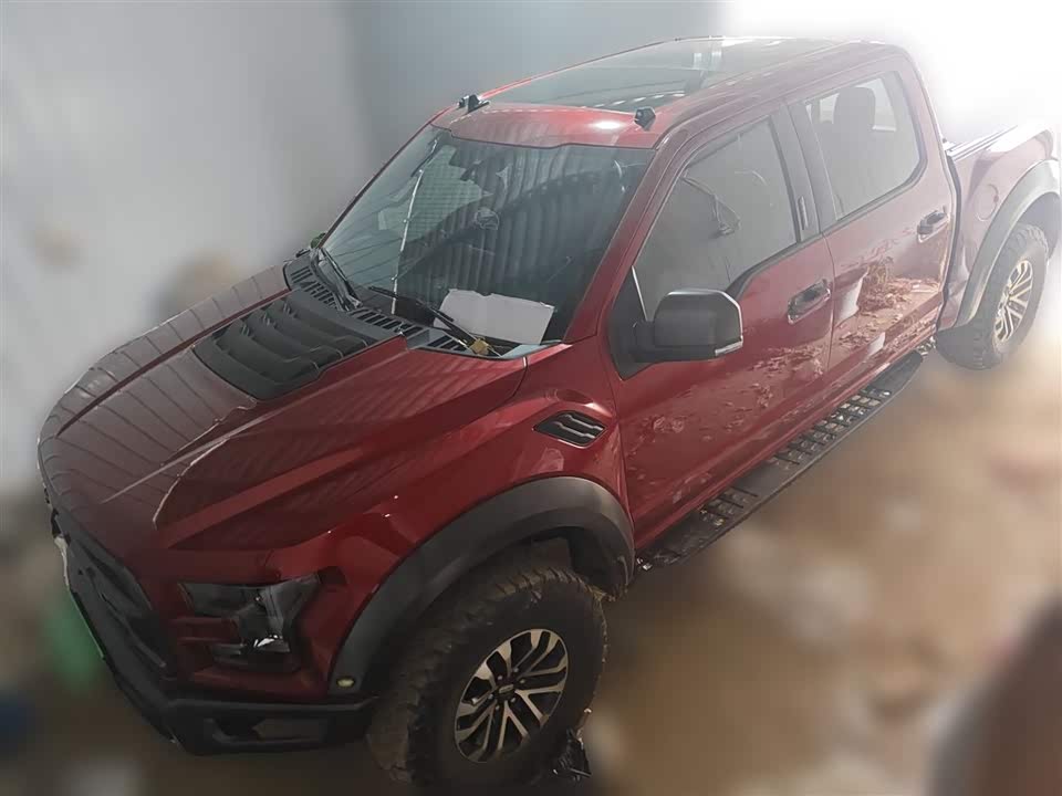 Ford F-150 Raptor